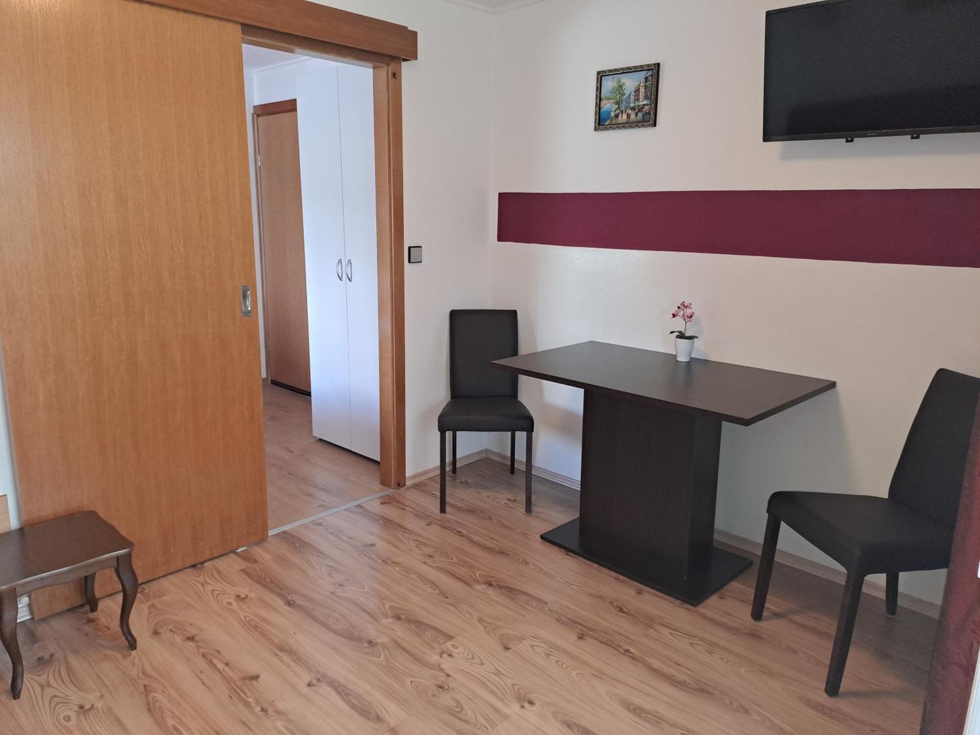 Studio Apartments Maslinik Krk Town Eksteriør bilde