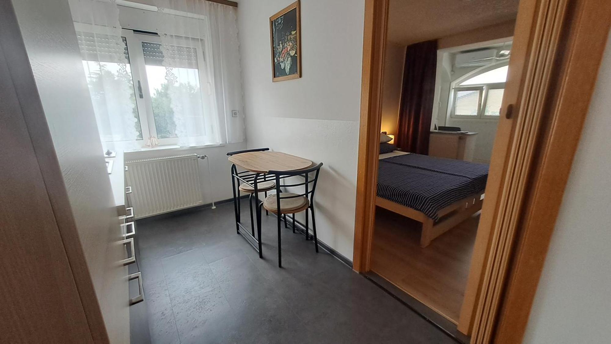 Studio Apartments Maslinik Krk Town Eksteriør bilde
